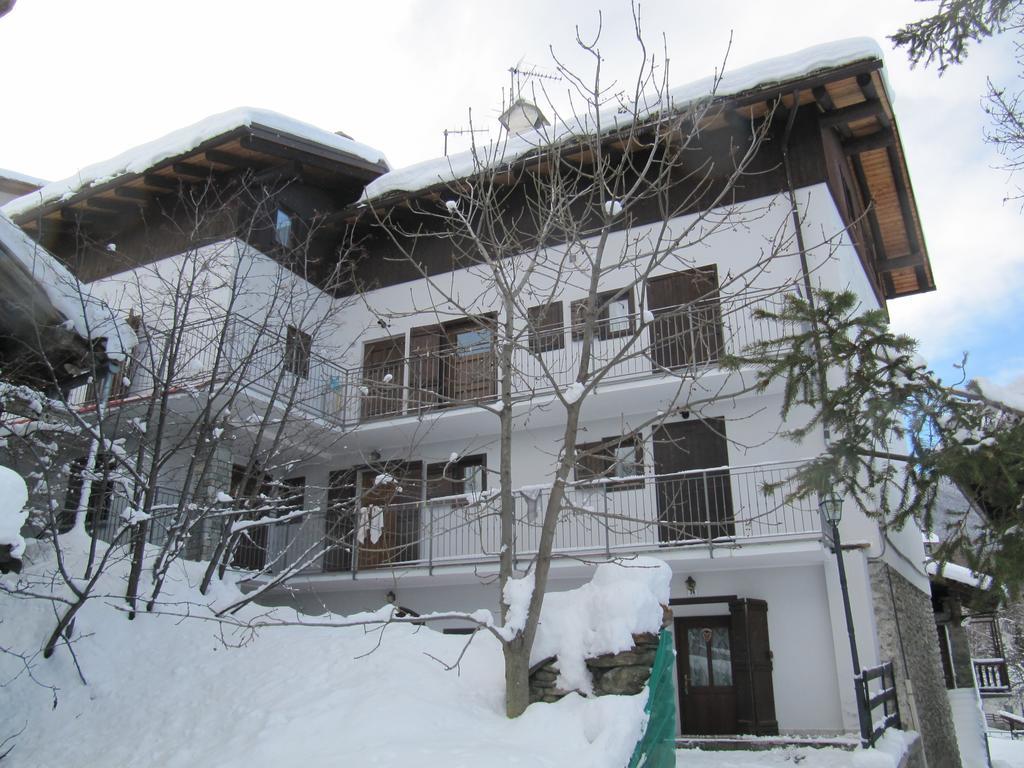 Aparthotel Casa Chamonin Gressan Exterior foto